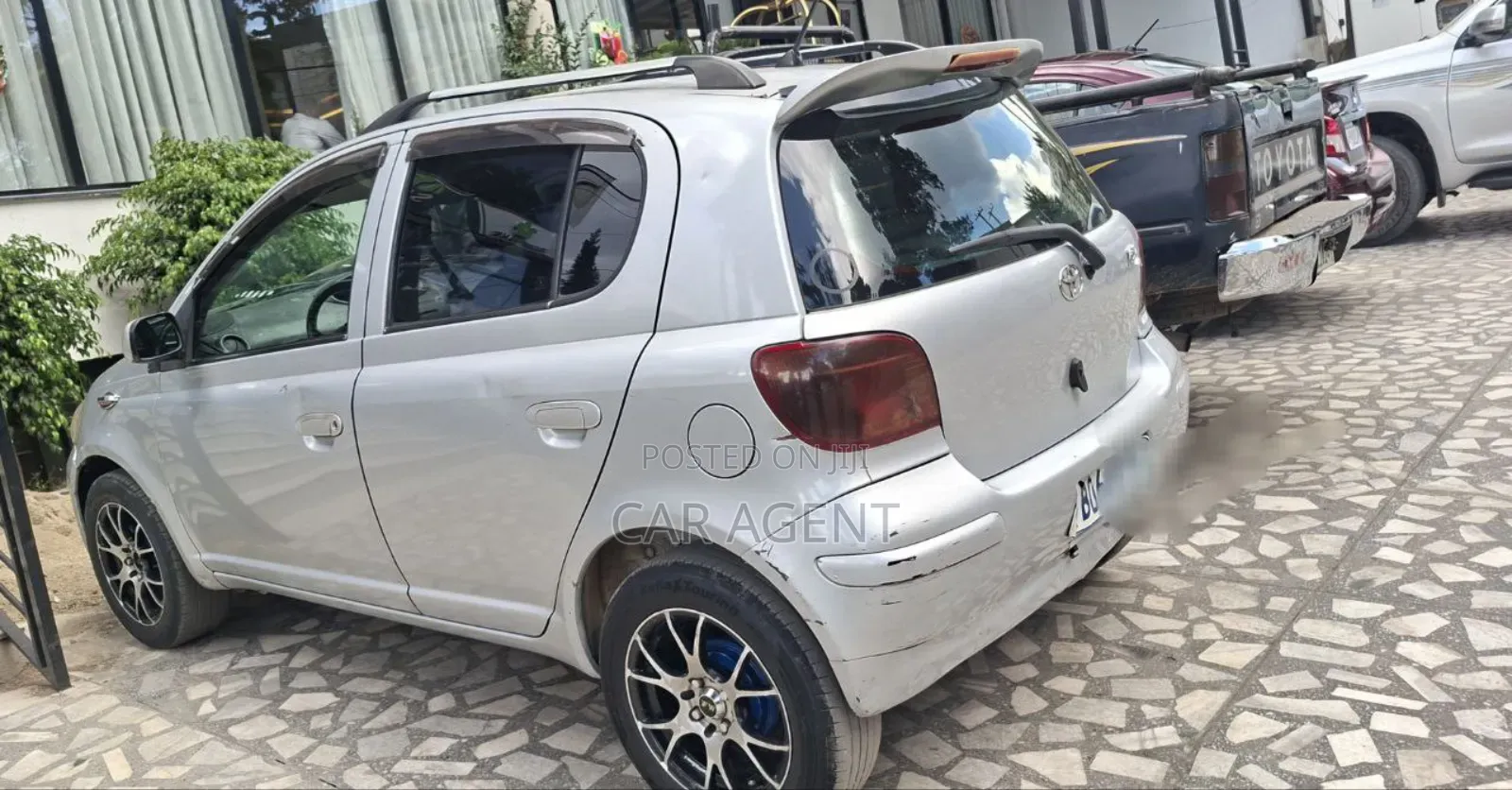 Toyota Vitz 2004 Silver
