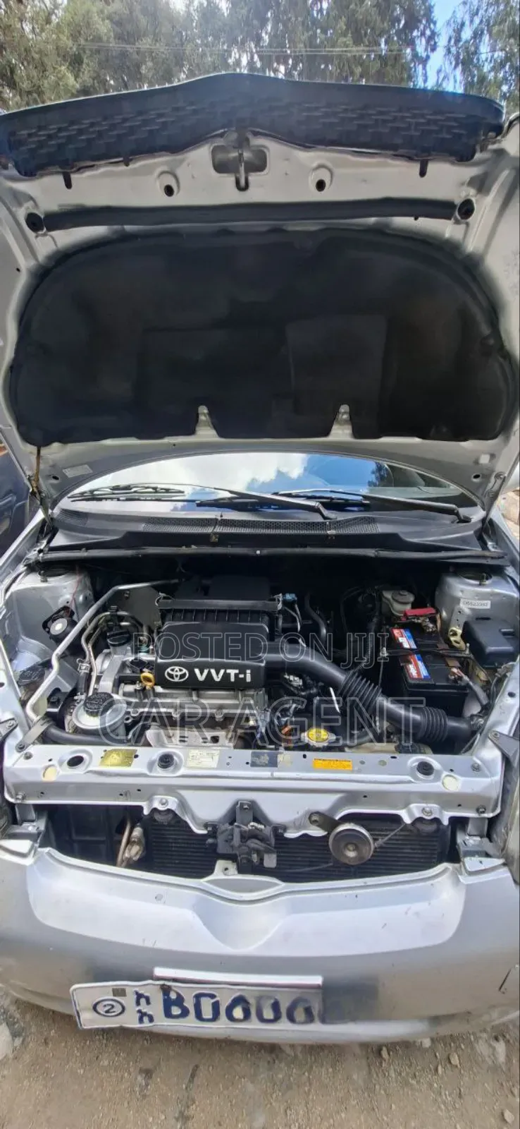 Toyota Vitz 2004 Silver