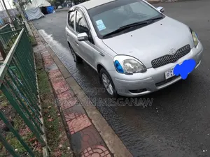 Toyota Yaris 2005 Silver