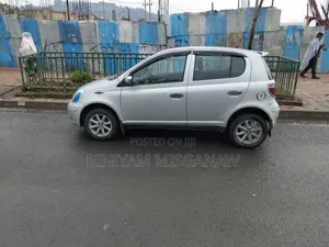 Toyota Yaris 2005 Silver