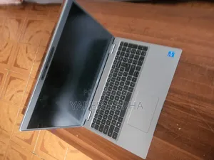 Laptop Dell Latitude 5520 16GB Intel Core i5 SSD 512GB