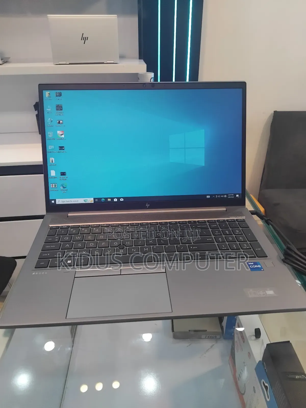 New Laptop HP ZBook 14 16GB Intel Core i7 SSD 512GB