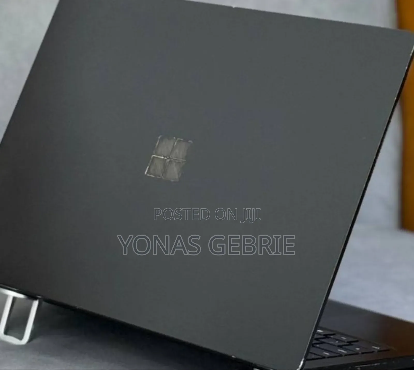 New Laptop Microsoft Surface 16GB Intel Core i7 SSD 512GB