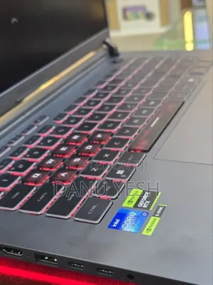 New Laptop Asus 16GB Intel Core i7 SSD 1T