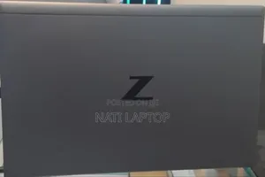 New Laptop HP ZBook Firefly G8 16GB Intel Core i7 SSD 512GB