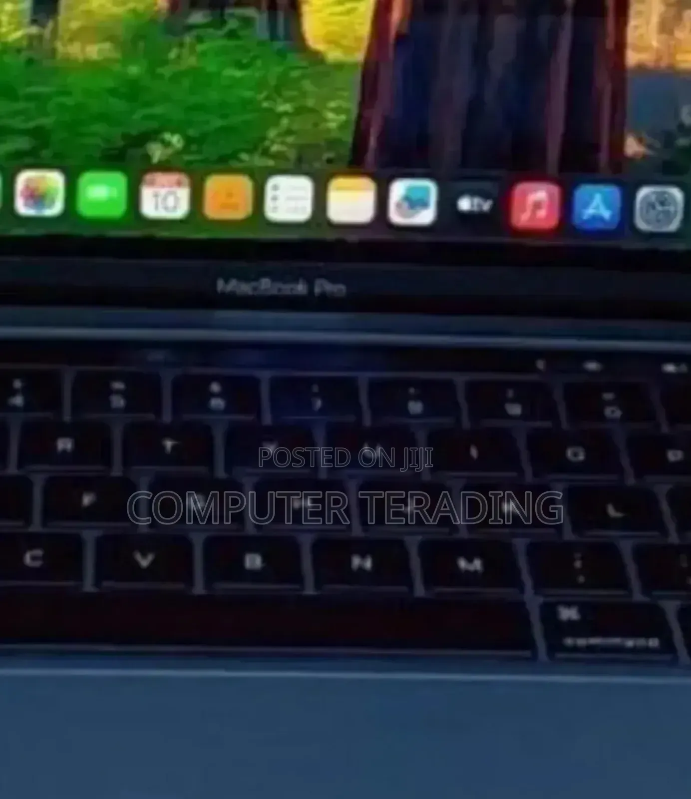 New Laptop Apple MacBook Pro M1 8GB Apple M1 Pro SSD 256GB