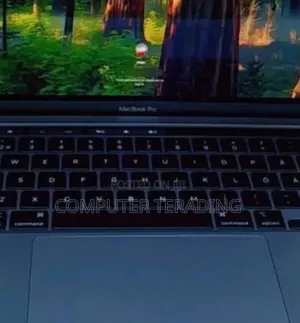 New Laptop Apple MacBook Pro M1 8GB Apple M1 Pro SSD 256GB