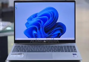 New Laptop HP 8GB Intel Core Ultra 5 SSD 512GB