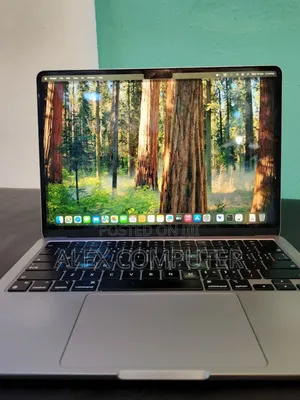 New Laptop Apple MacBook Air 2022 M2 8GB Apple M2 SSD 512GB
