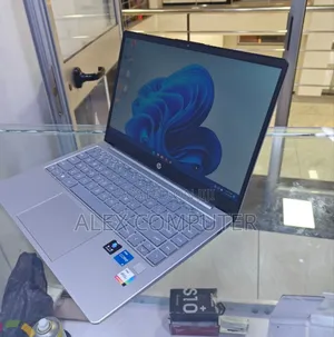 New Laptop HP Stream Notebook 16GB Intel Core i5 SSD 1T