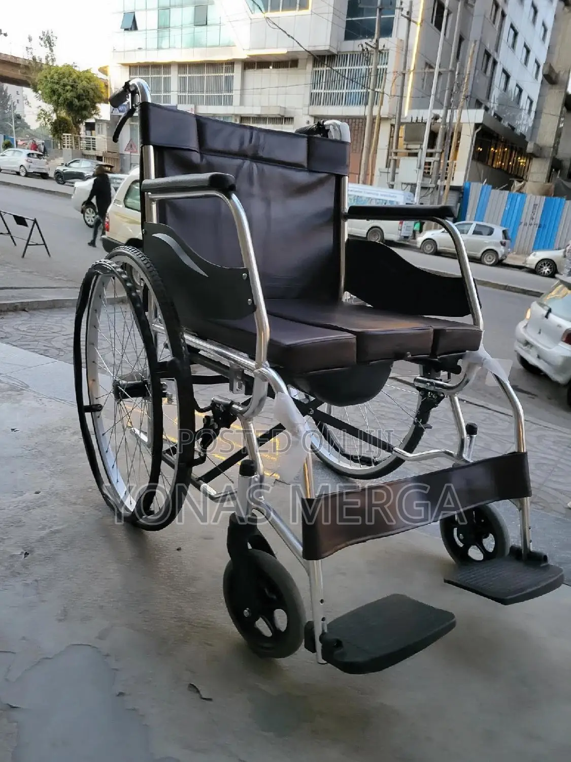 Commode Wheelchair𡶐回arm Decline Flip-Up