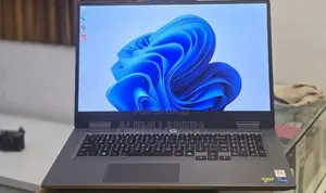 New Laptop Lenovo LOQ 15ARP9 16GB Intel Core i5 SSD 512GB