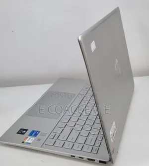 New Laptop HP 16GB Intel Core i5 SSD 512GB