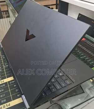 New Laptop HP Victus 16 16GB Intel Core i7 SSD 1T