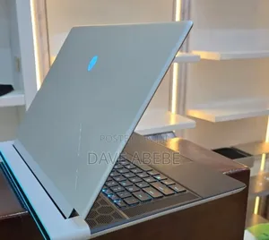 New Laptop Alienware Area-51m 16GB Intel Core Ultra 7 SSD 1T
