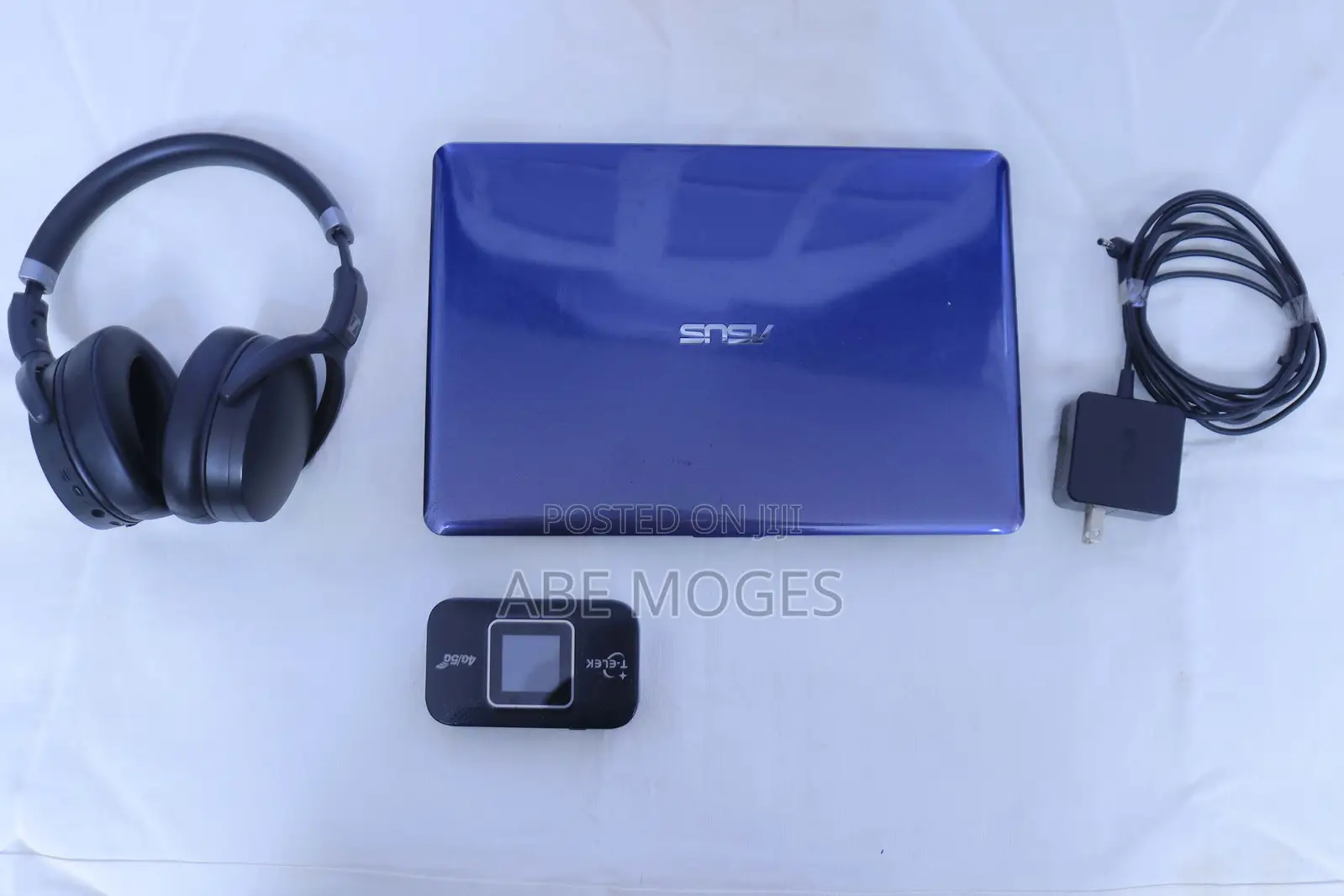 Laptop Asus F8VA 4GB Intel eMMC 32GB