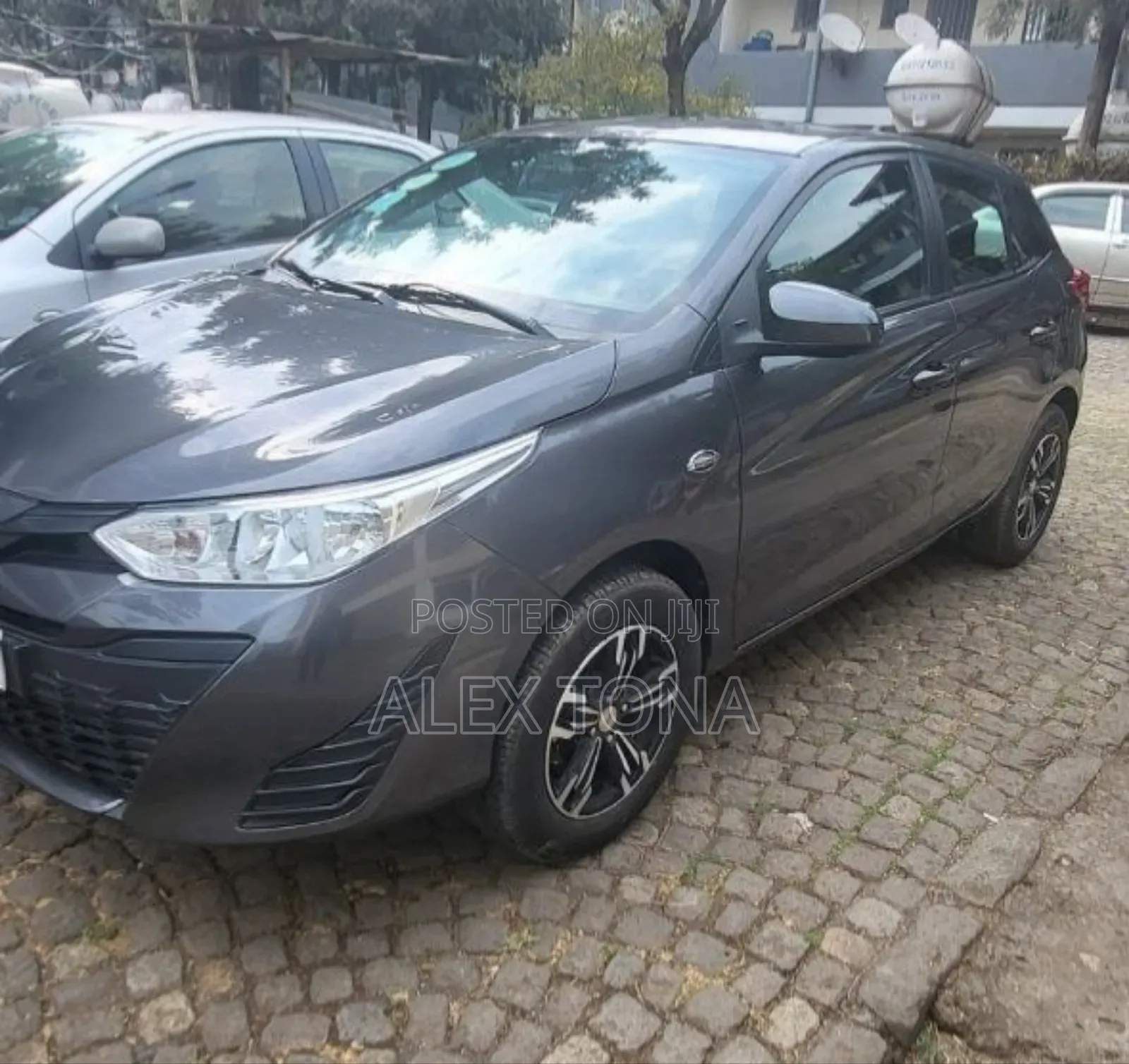 Toyota Yaris 2019 Gray