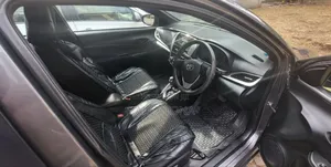 Toyota Yaris 2019 Gray
