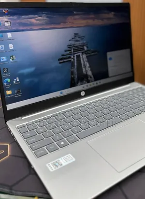 New Laptop HP Stream Notebook 16GB Intel Core i5 SSD 1T