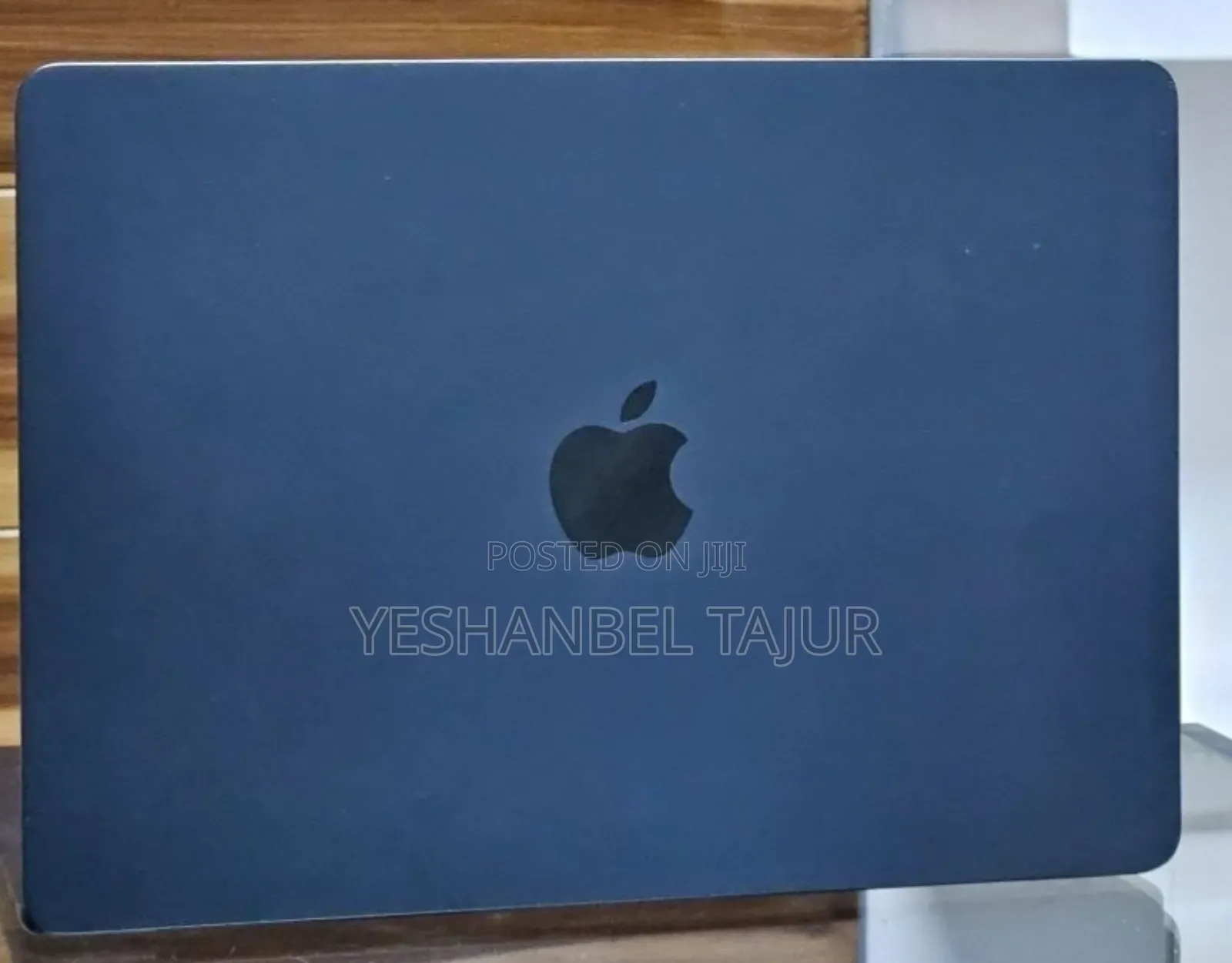 New Laptop Apple MacBook Air 2025 M4 13-inch 16GB Apple M4 SSD 256GB