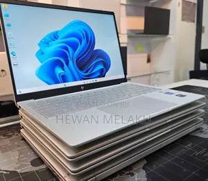 New Laptop HP Pavilion 14 16GB Intel Core i5 SSD 1T