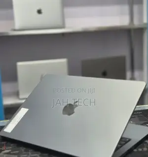 New Laptop Apple MacBook Pro M1 16GB Apple M1 Pro SSD 512GB