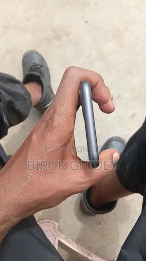 Apple iPhone 11 64 GB Black
