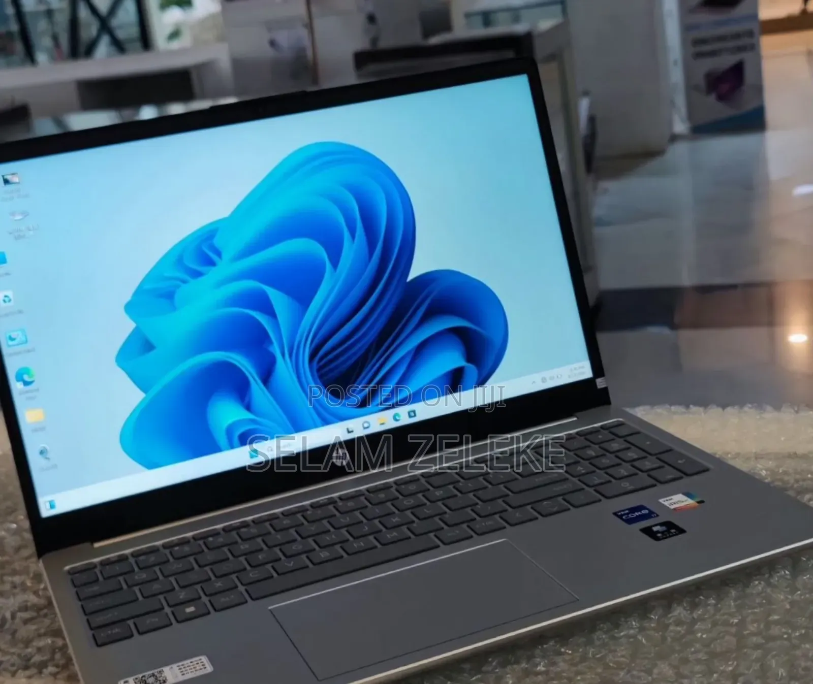 New Laptop HP Stream Notebook 16GB Intel Core i7 SSD 512GB