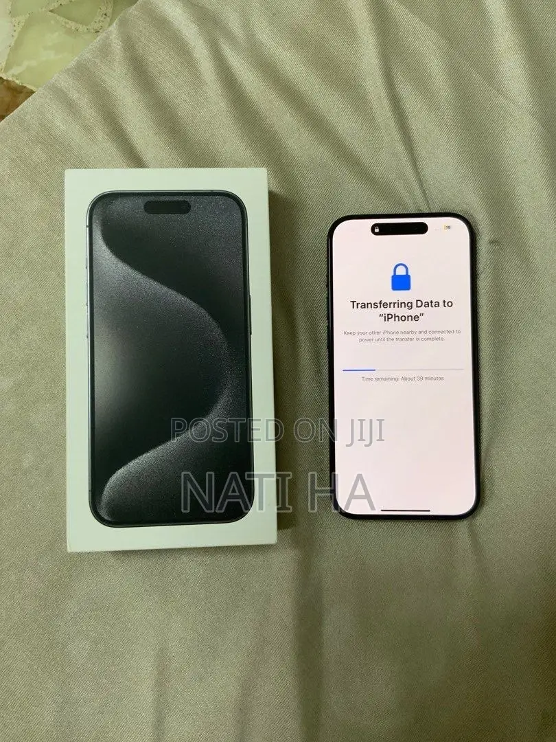 New Apple iPhone 15 Pro 256 GB Black