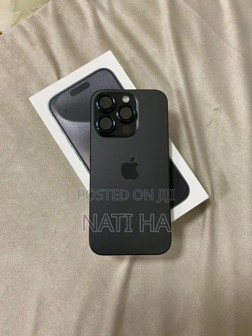 New Apple iPhone 15 Pro 256 GB Black