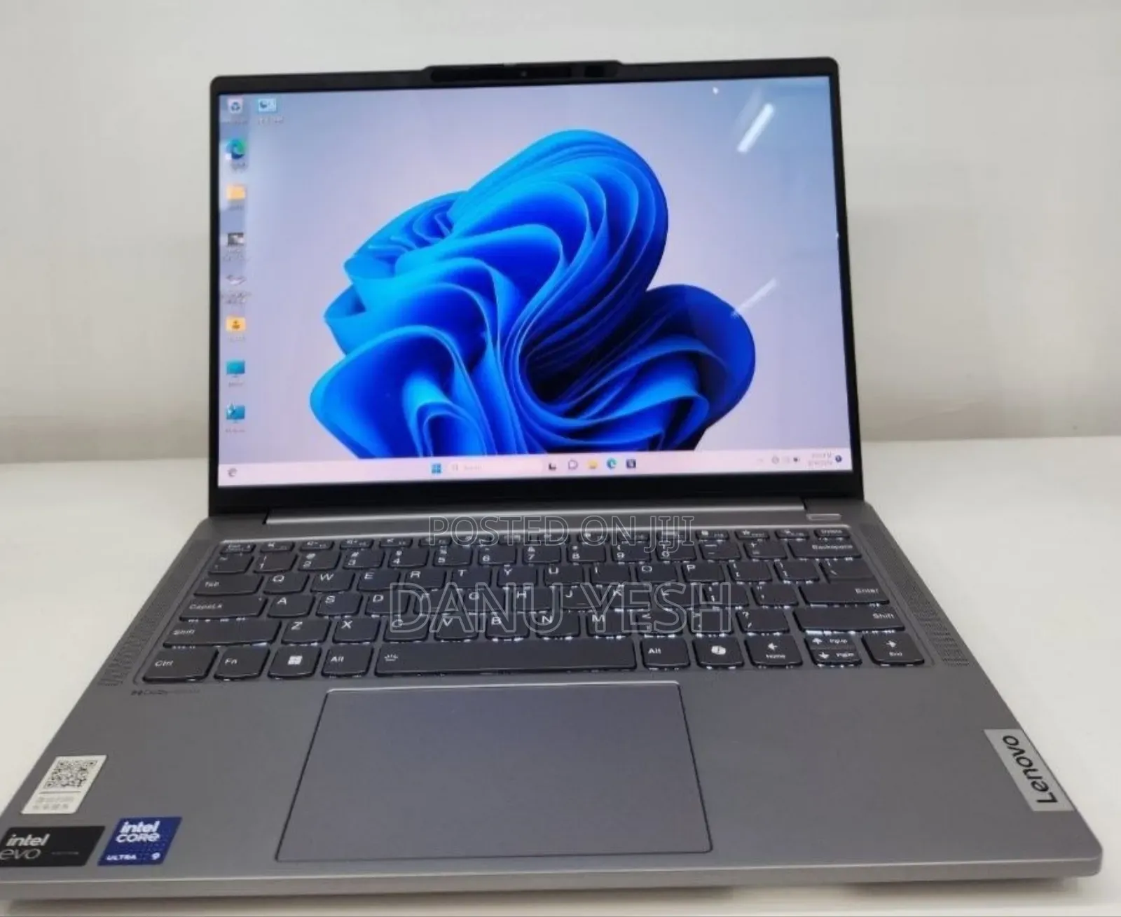 New Laptop Lenovo 32GB Intel Core Ultra 9 SSD 512GB