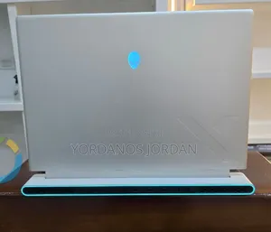 New Laptop Alienware Area-51m 16GB Intel Core Ultra 7 SSD 1T