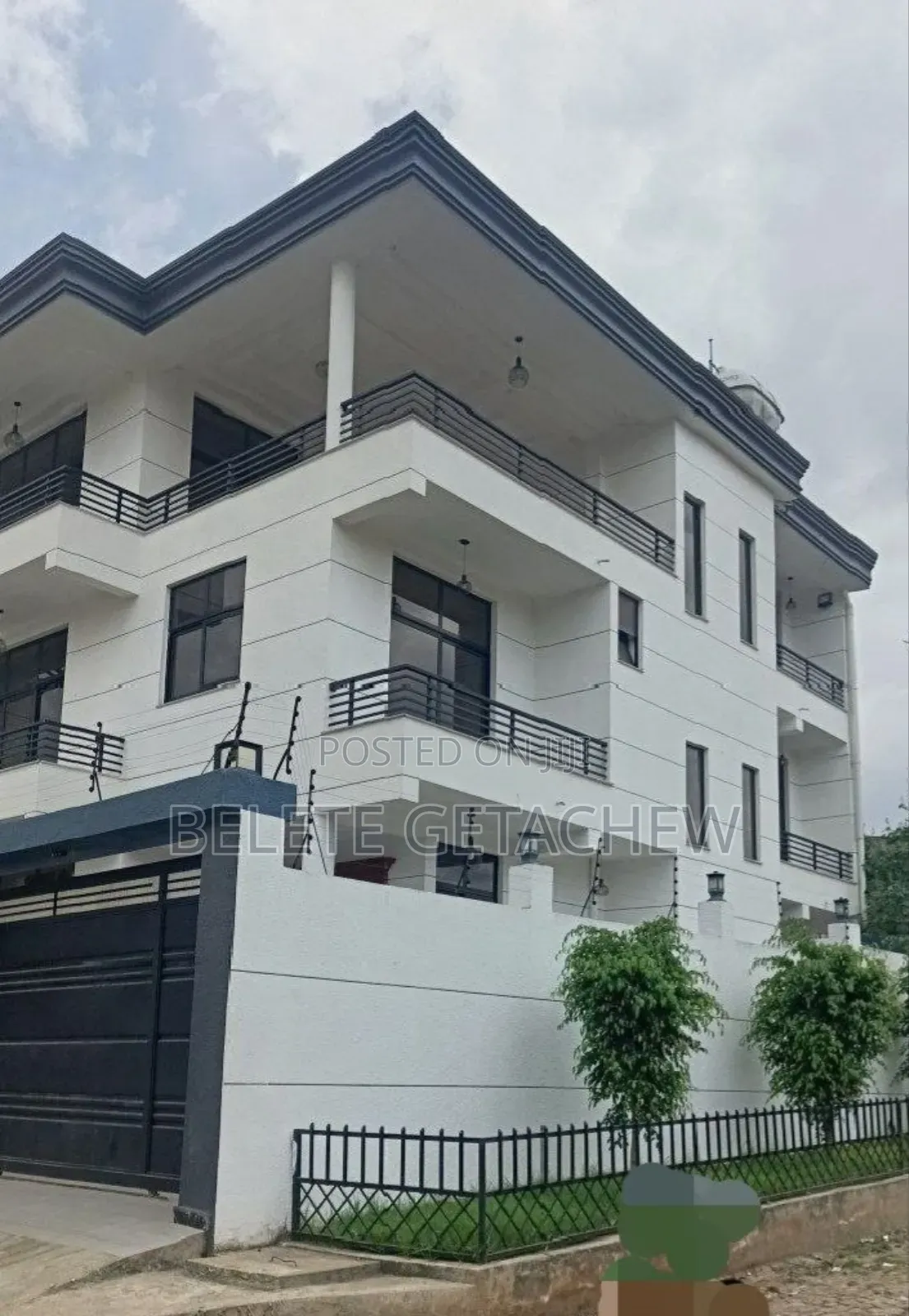 8bdrm House in Lebu, G+2 Luxury, Nifas Silk-Lafto for sale