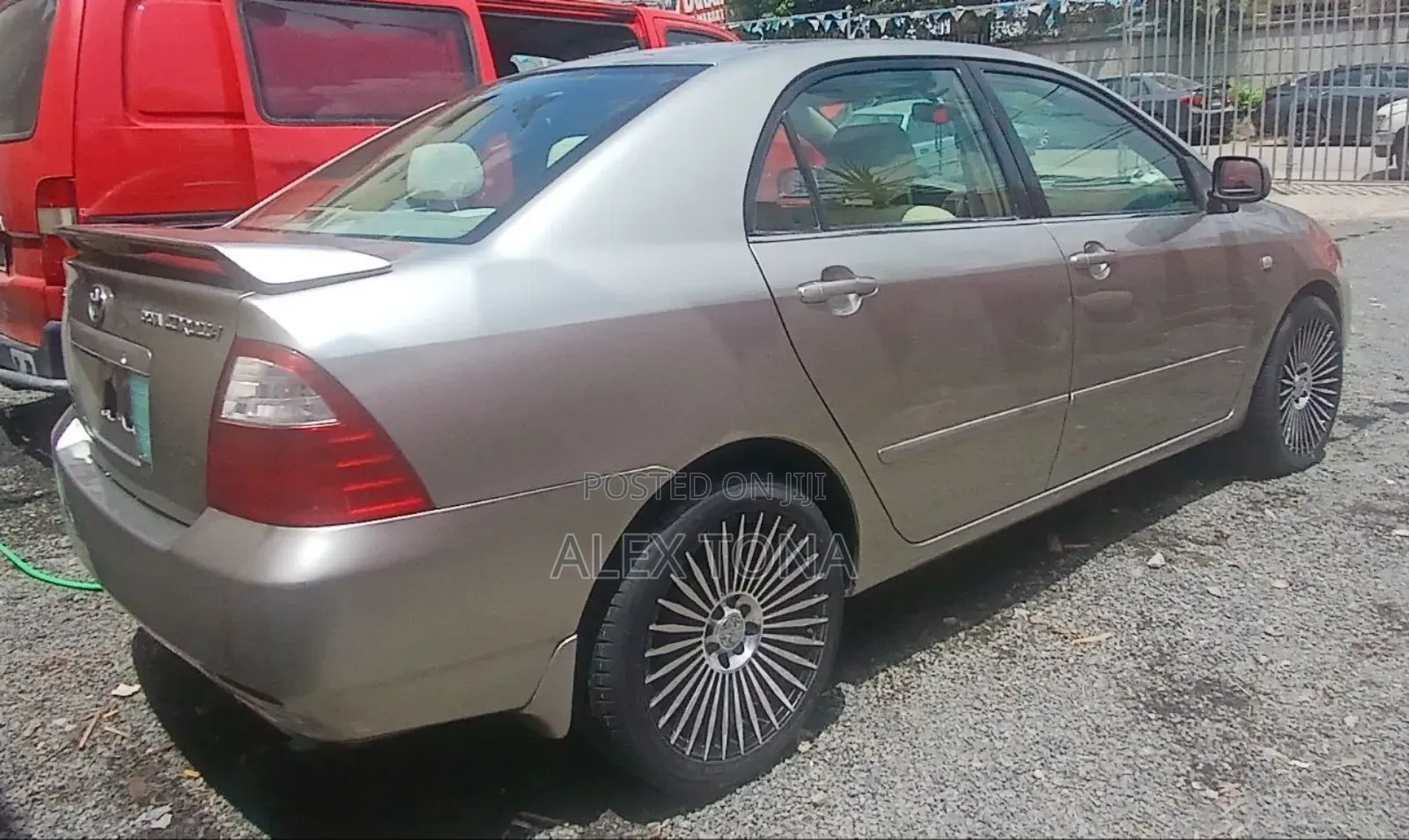 Toyota Corolla 2007 Gold