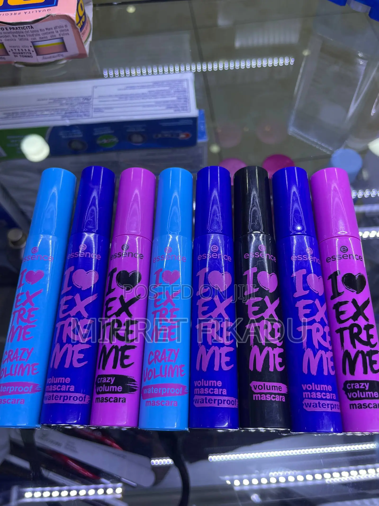 Essence I Love Extreme Mascara | Water Proof