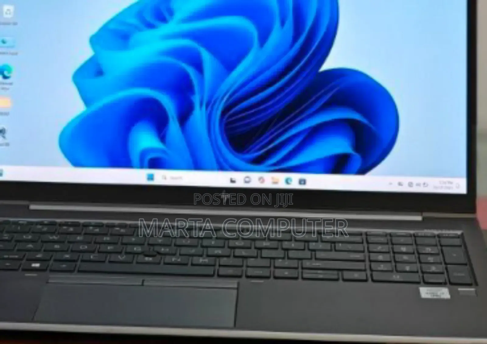New Laptop HP ZBook Firefly 15 G7 16GB Intel Core i7 SSD 512GB