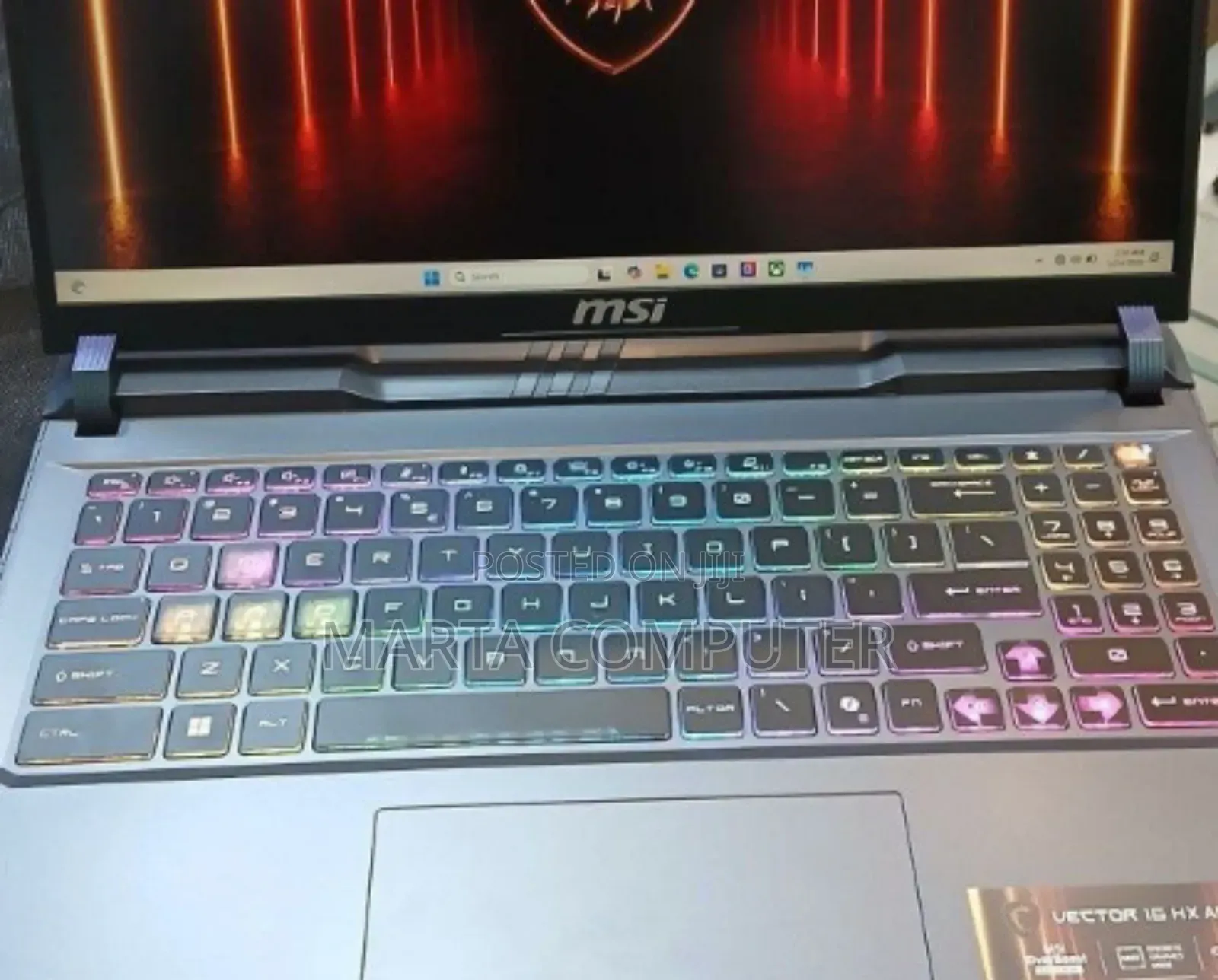 New Laptop MSI Vector 16 HX AI A2XWIG 16GB Intel Core Ultra 7 SSD 1T