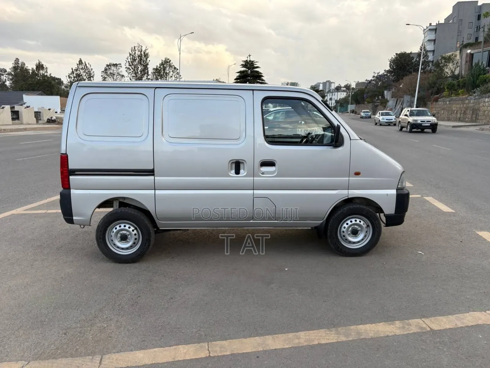 New Suzuki Eeco 1.2 CNG FWD 2024 Silver