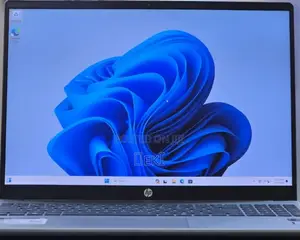 New Laptop HP Pavilion 15 8GB Intel Core Ultra 5 SSD 512GB