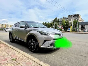 Toyota C-HR 2017 Silver