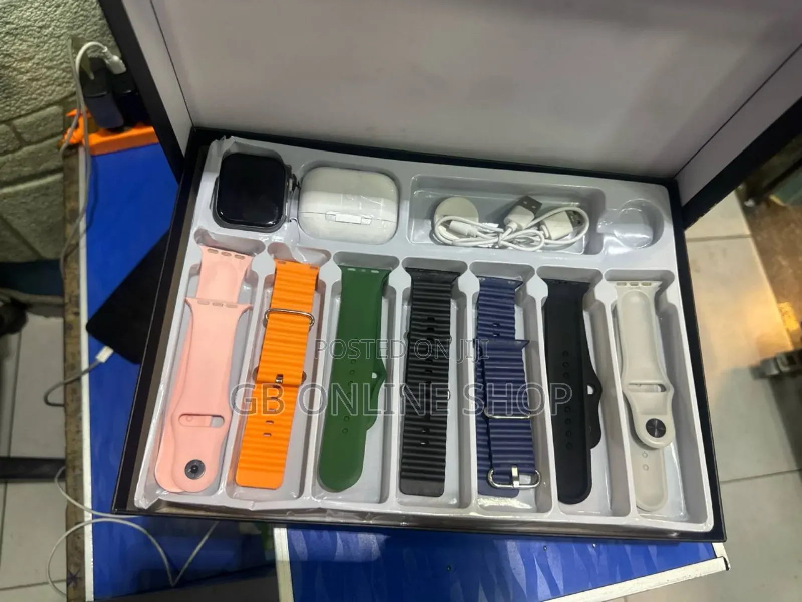 Micro Speed Hw-95 "7-in-1" Smart Watch Combo