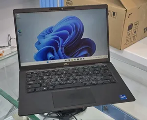 New Laptop Dell Latitude 7420 32GB Intel Core i7 SSD 512GB