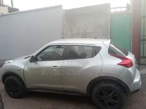 Nissan Juke 2012 Silver