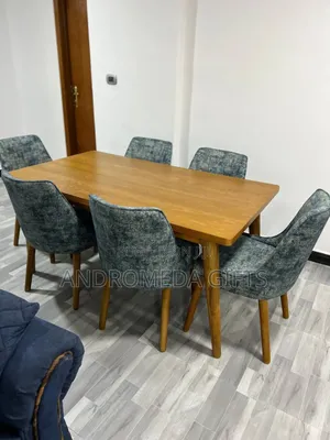 Dinning Table With 6 Chairs