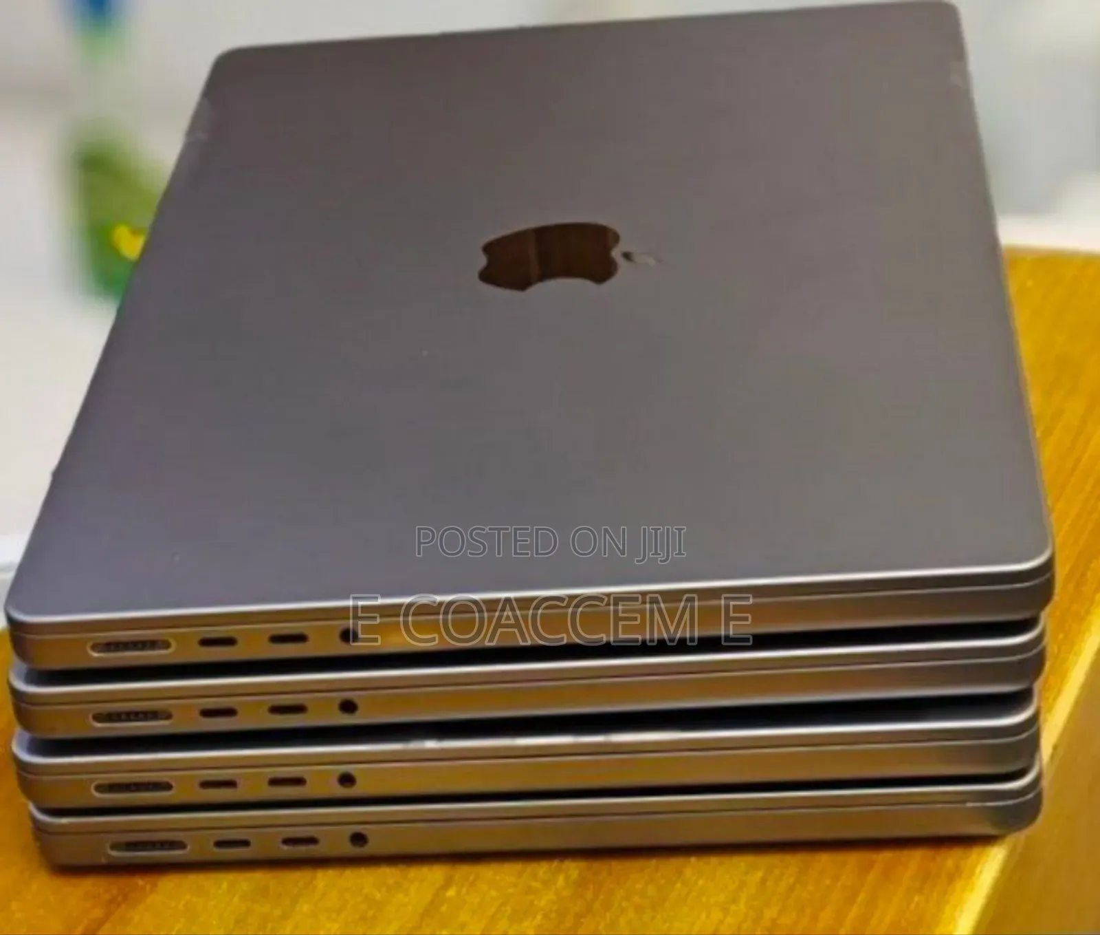 New Laptop Apple MacBook 32GB Apple M1 Pro SSD 512GB