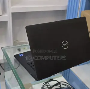 New Laptop Dell Latitude 7420 32GB Intel Core i7 SSD 512GB