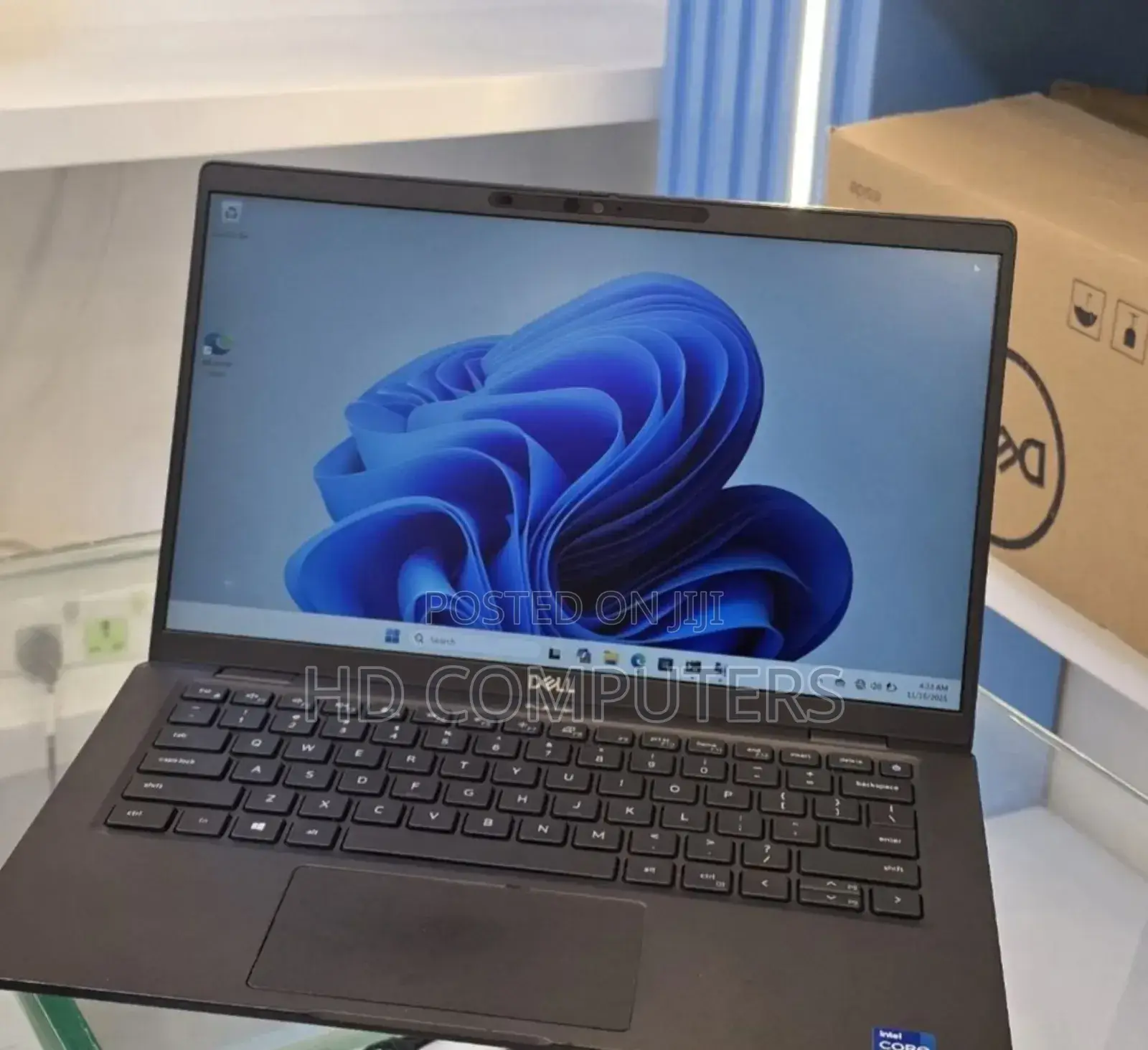 New Laptop Dell Latitude 7420 32GB Intel Core i7 SSD 512GB