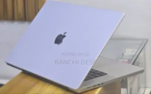 New Laptop Apple MacBook Pro M1 32GB Apple M1 Pro SSD 512GB