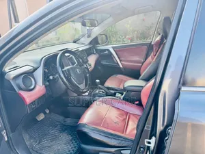 Toyota RAV4 2016 Gray