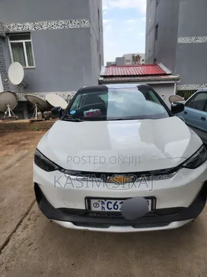 Chevrolet Menlo 61.1 kWh FWD 2023 White